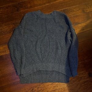 American eagle women’s Gray Sweater